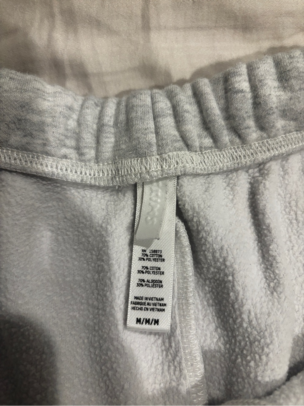 SKIMS Classic Short - light heather gray (medium) - Picture 4 of 4